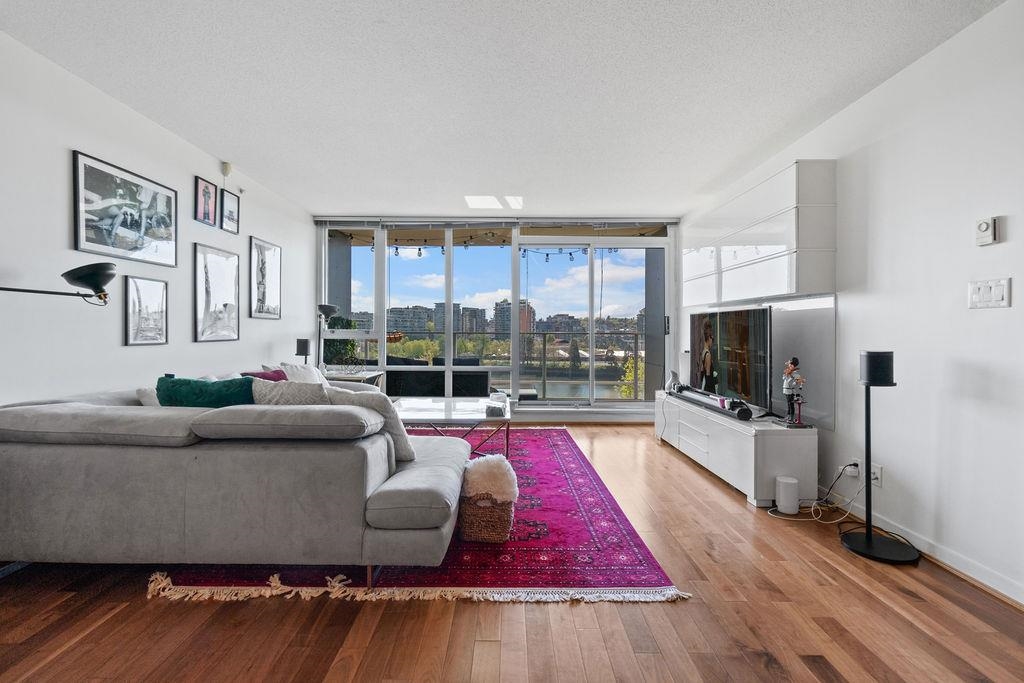 Living Room Photo of 801 980 Cooperage Way, Vancouver, BC