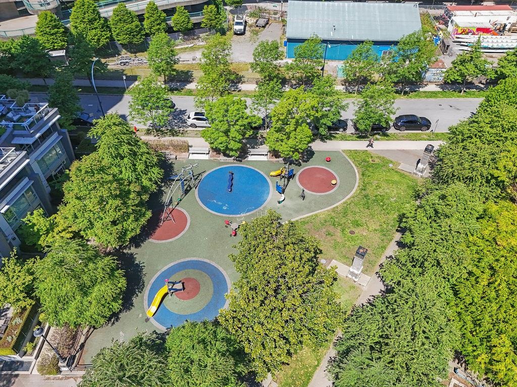 Powder Room Photo of 801 980 Cooperage Way, Vancouver, BC
