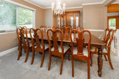 Kitchen Island Photo of 17352 26a Avenue, White Rock, BC