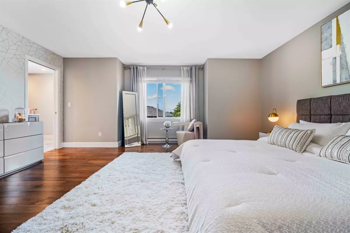 Guest Bathroom Photo of 16615 61 Avenue, Surrey, BC