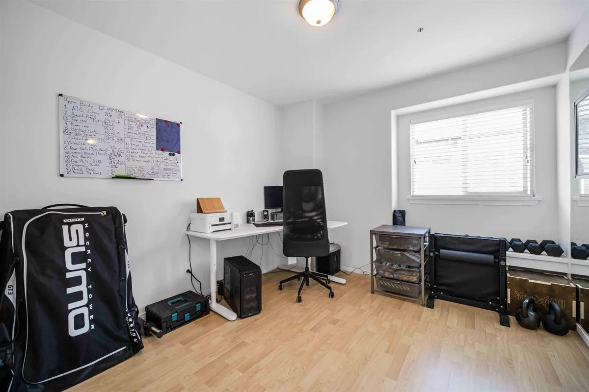 Hallway Photo of 16615 61 Avenue, Surrey, BC