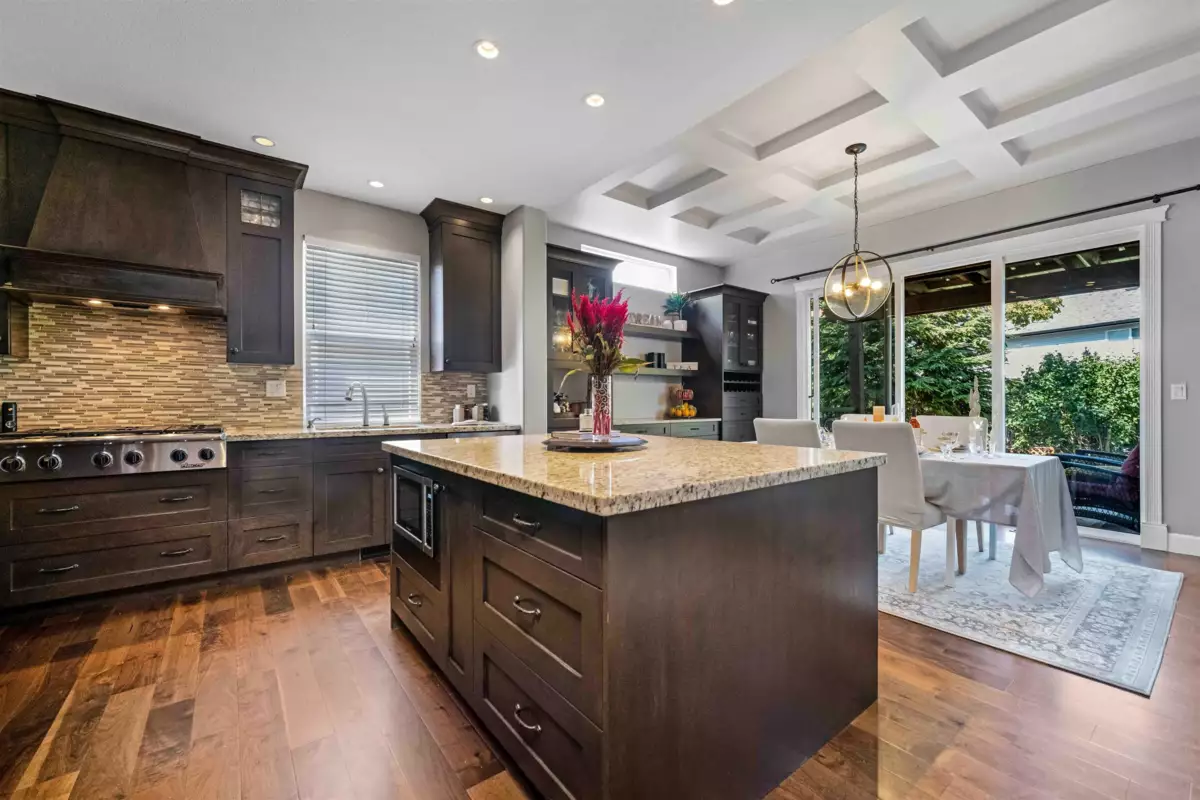 Kitchen Island Photo of 16615 61 Avenue, Surrey, BC