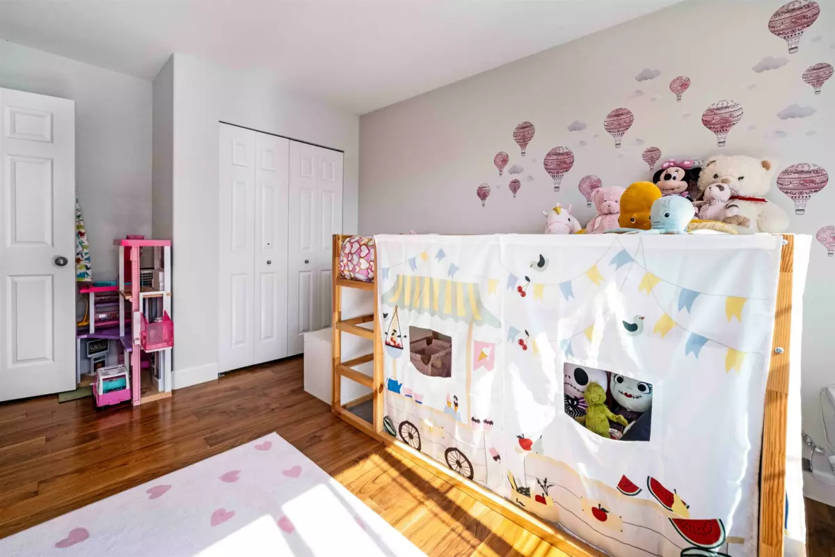 Laundry Room Photo of 16615 61 Avenue, Surrey, BC