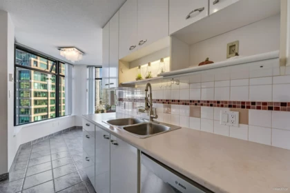 Guest Bathroom Photo of 1703 4505 Hazel Street, Burnaby, BC