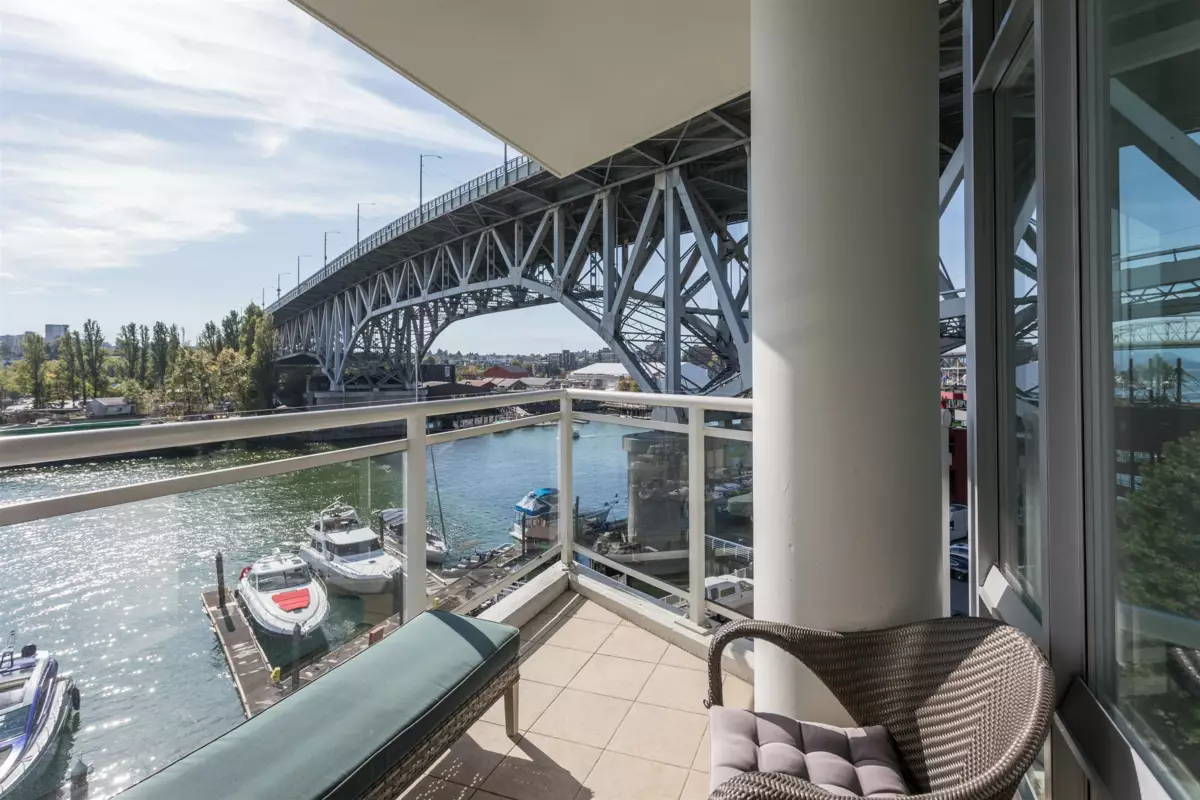 Exterior Rear Photo of 605 628 Kinghorne Mews, Vancouver, BC