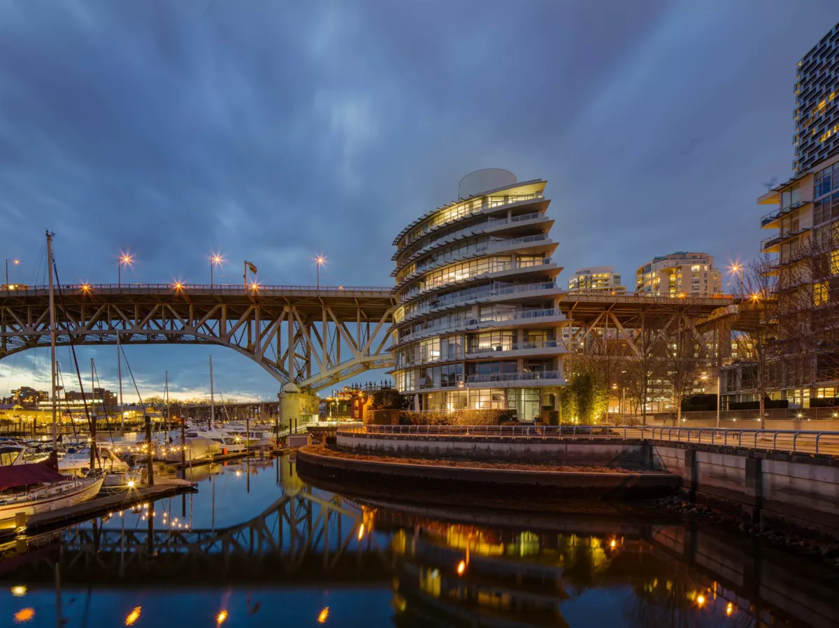 Garden / Landscaping Photo of 605 628 Kinghorne Mews, Vancouver, BC