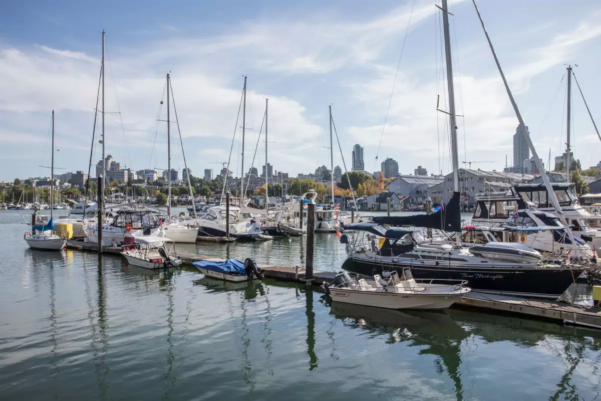 Loft / Bonus Room Photo of 605 628 Kinghorne Mews, Vancouver, BC
