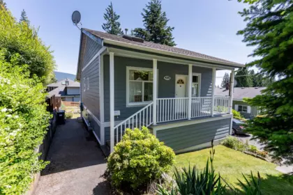 4370 Mountain Highway, North Vancouver, BC, North Vancouver — Single Family Residence for sale