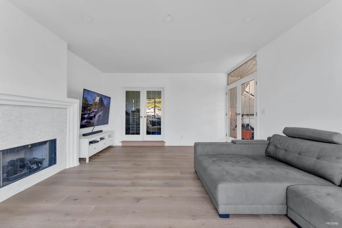 Dining Area Photo of 4809 Northwood Place, West Vancouver, BC