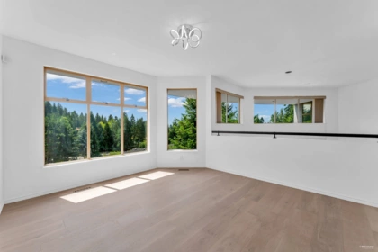 Kitchen Photo of 4809 Northwood Place, West Vancouver, BC
