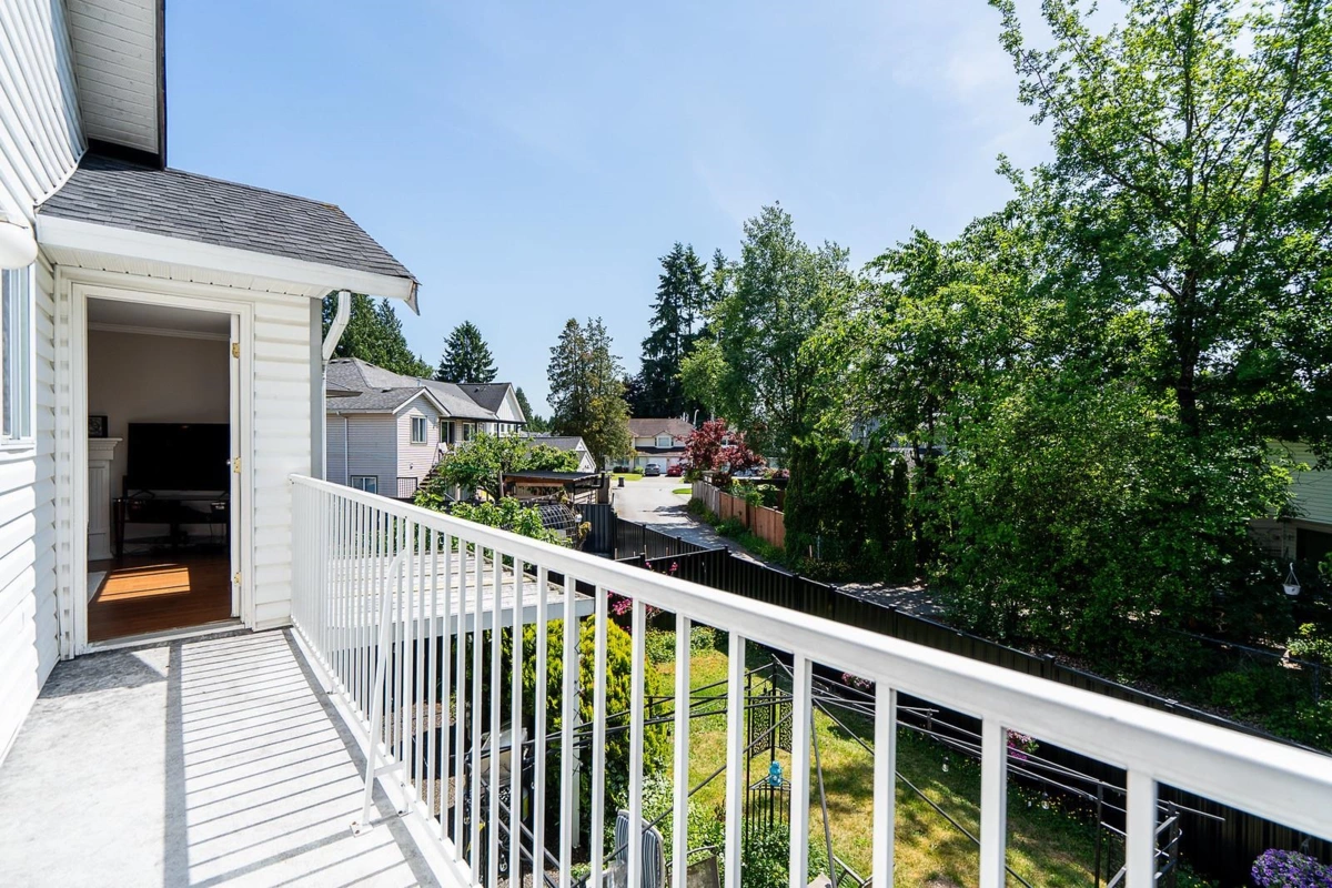 Basement Recreation Room Photo of 1932 Jacana Avenue, Port Coquitlam, BC