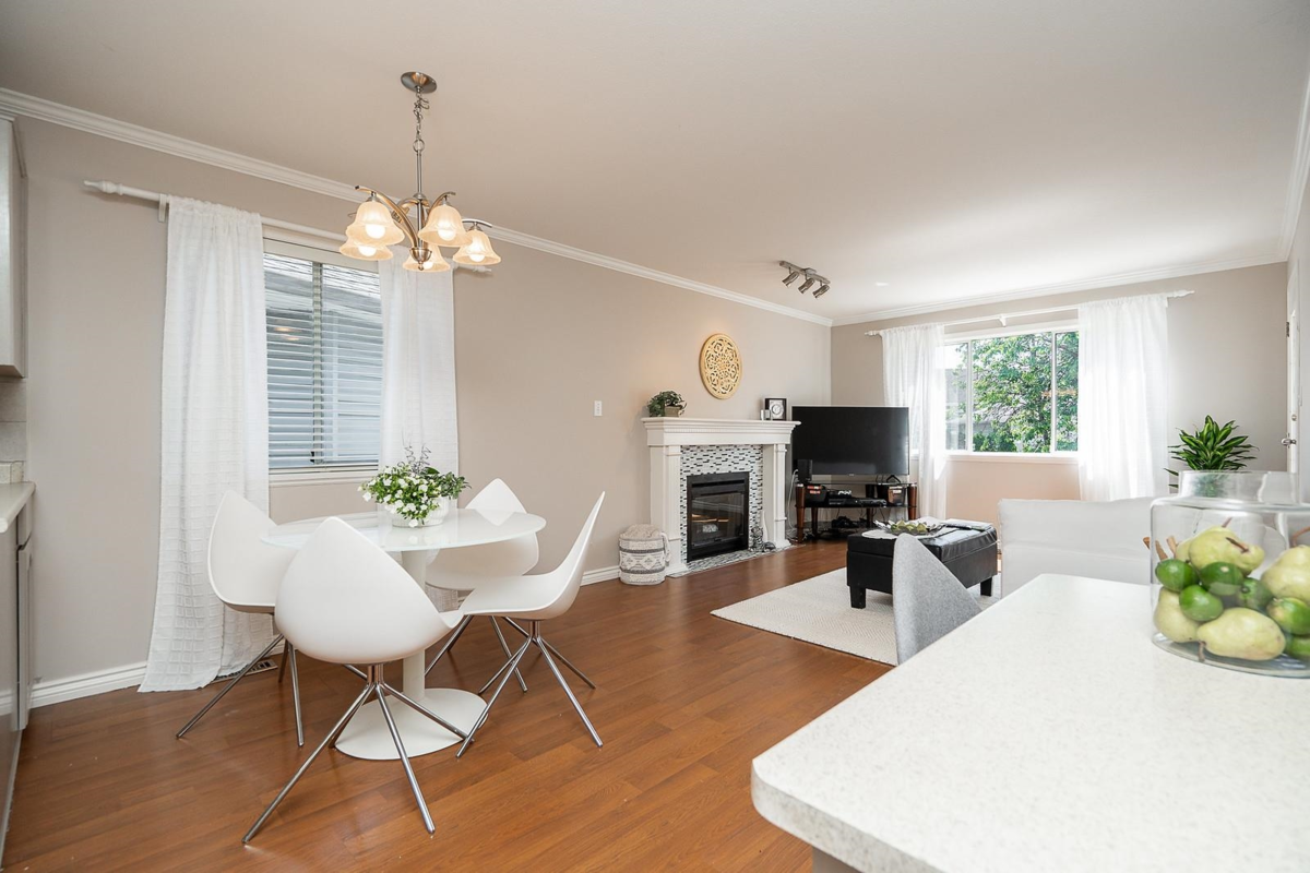 Living Room Photo of 1932 Jacana Avenue, Port Coquitlam, BC