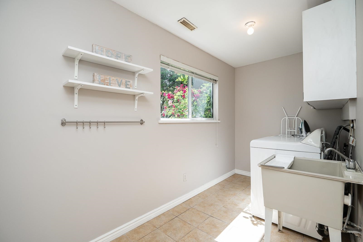 Swimming Pool Photo of 1932 Jacana Avenue, Port Coquitlam, BC