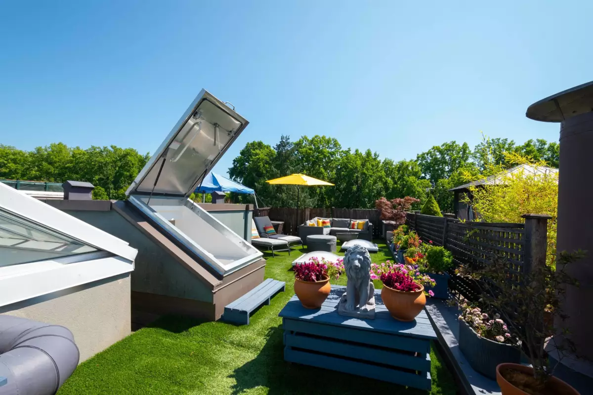 Bedroom 2 Photo of 420 3440 W Broadway, Vancouver, BC