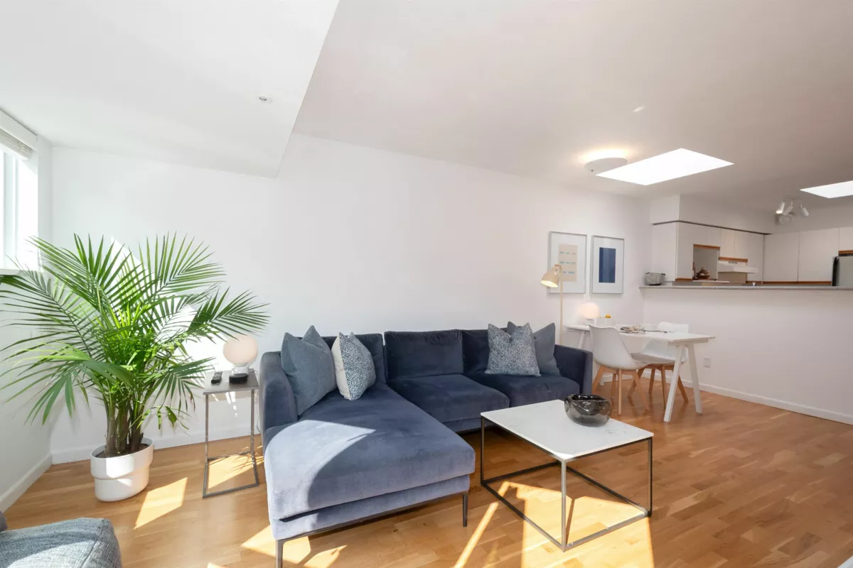 Kitchen Island Photo of 420 3440 W Broadway, Vancouver, BC