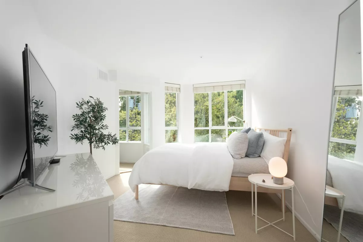 Laundry Room Photo of 420 3440 W Broadway, Vancouver, BC