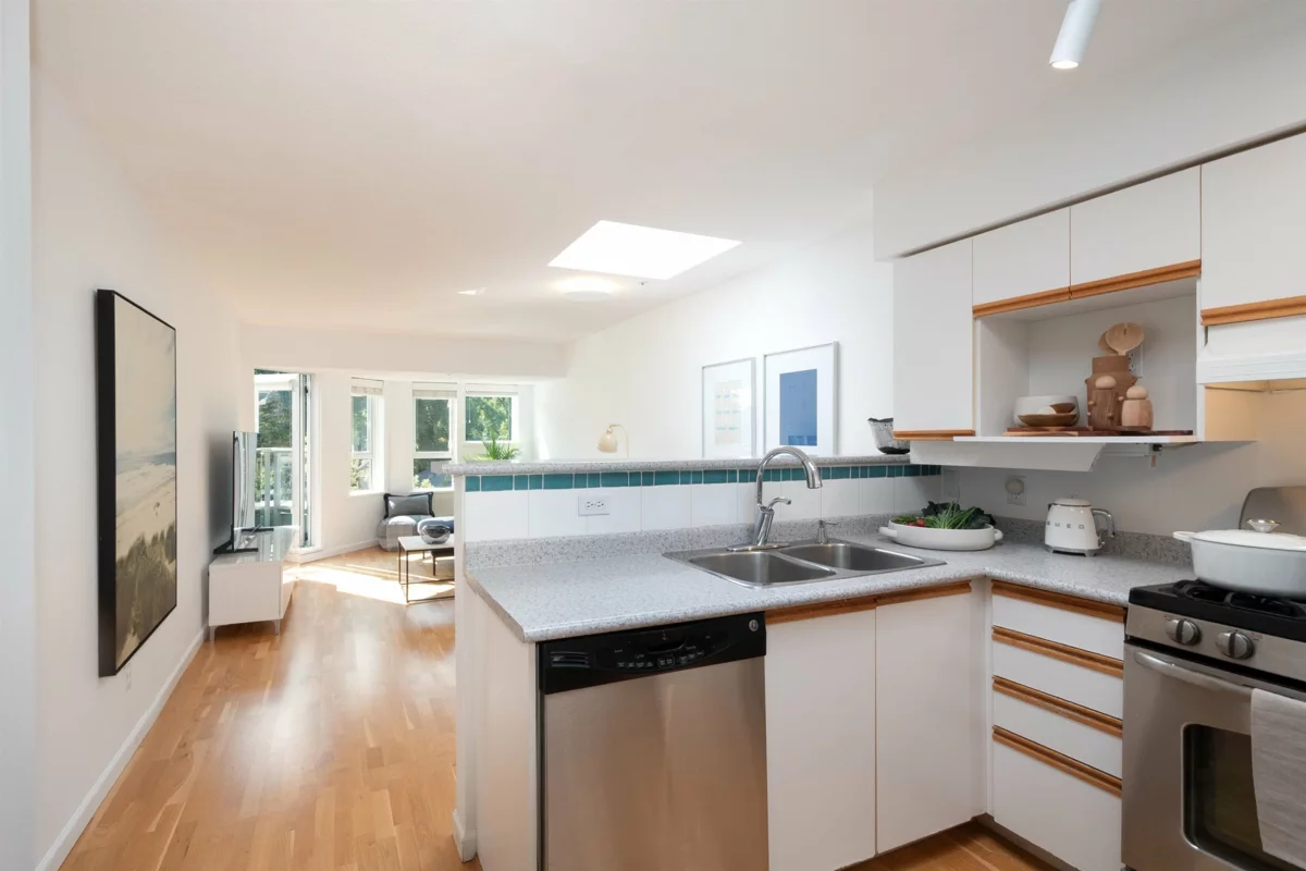 Living Room Photo of 420 3440 W Broadway, Vancouver, BC