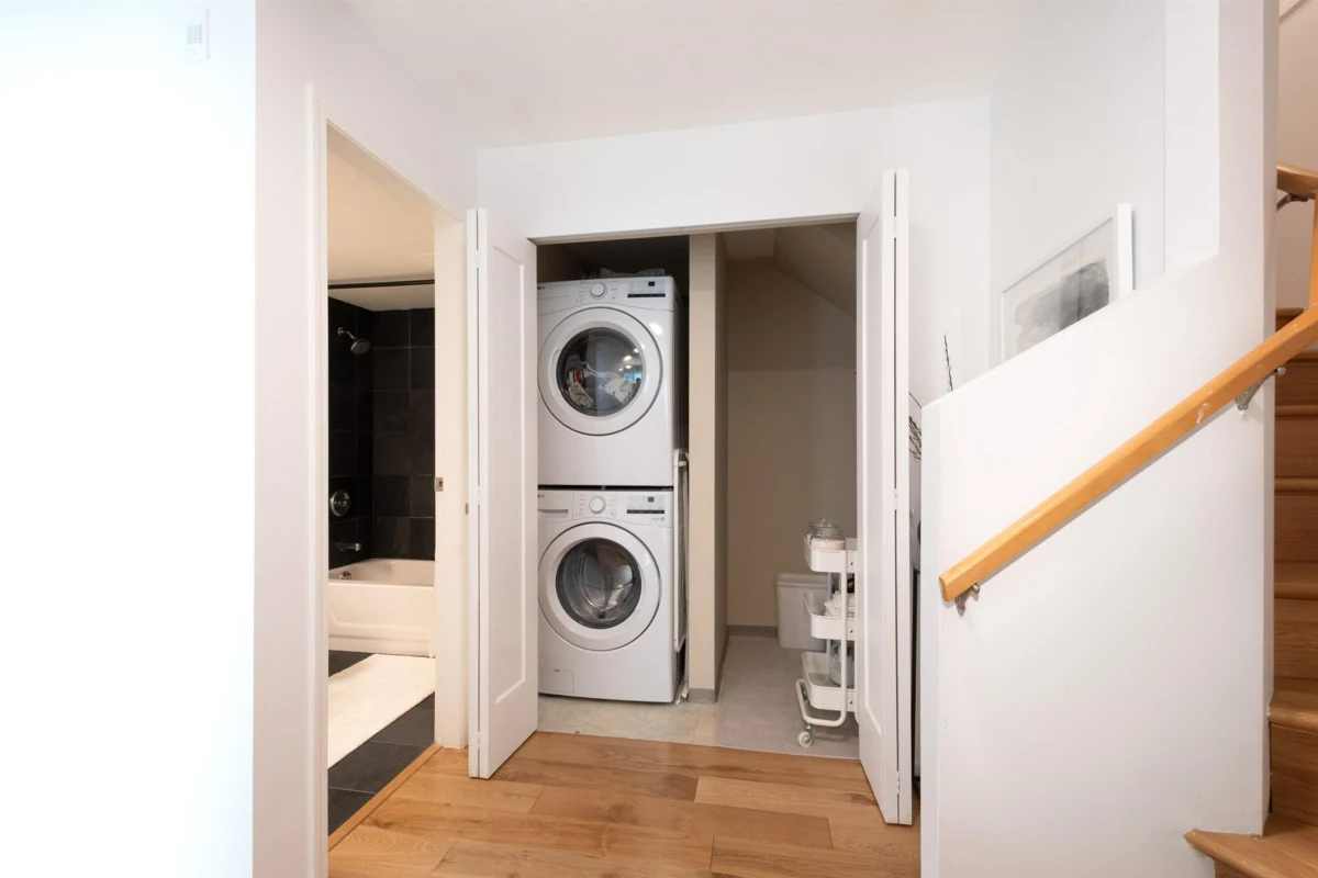 Outdoor Patio Photo of 420 3440 W Broadway, Vancouver, BC