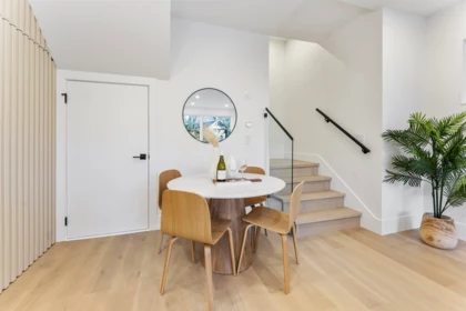 Breakfast Nook Photo of 1 2138 W 48th Avenue, Vancouver, BC