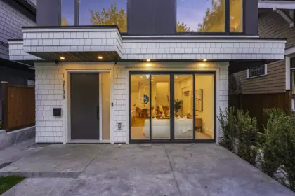 Swimming Pool Photo of 1 2138 W 48th Avenue, Vancouver, BC