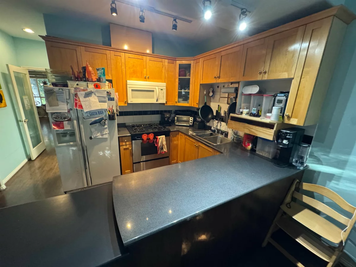 Family Room Photo of 6693 Canada Way, Burnaby, BC