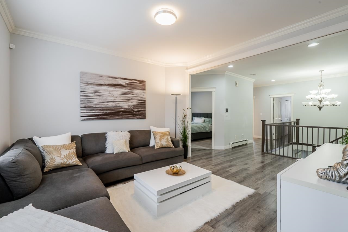 Kitchen Island Photo of 6255 138 Street, Surrey, BC