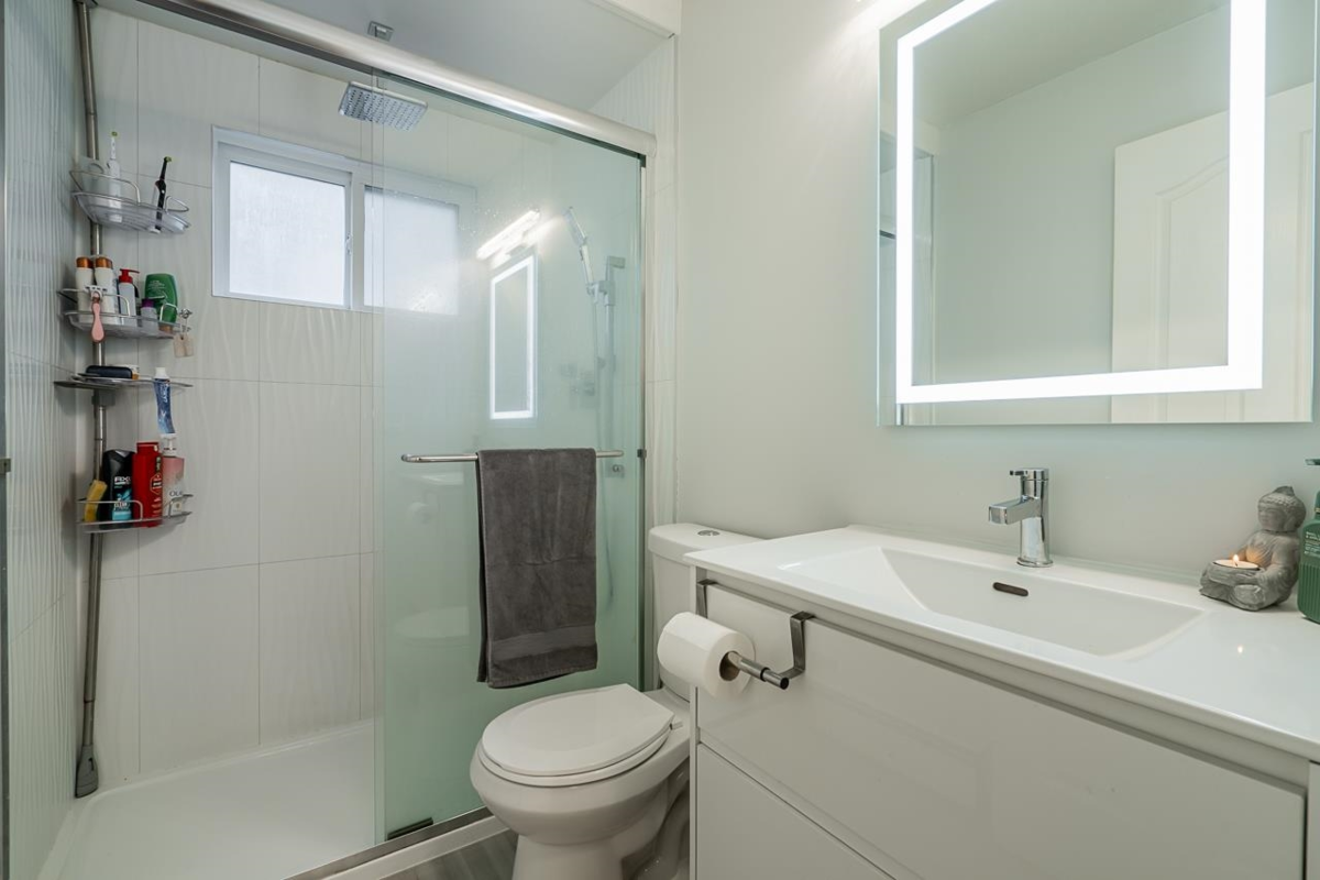 Loft / Bonus Room Photo of 6255 138 Street, Surrey, BC