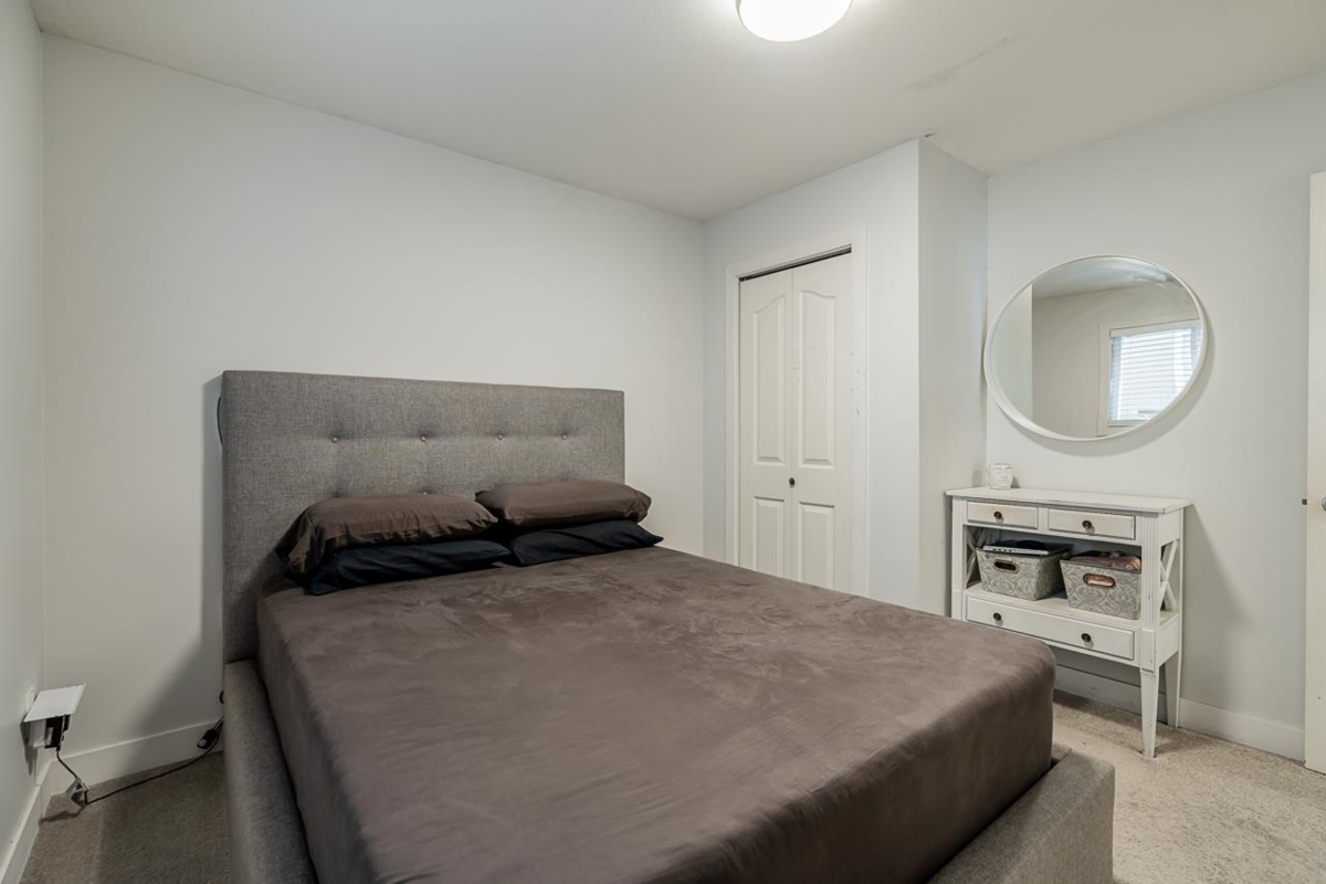 Office / Den Photo of 6255 138 Street, Surrey, BC