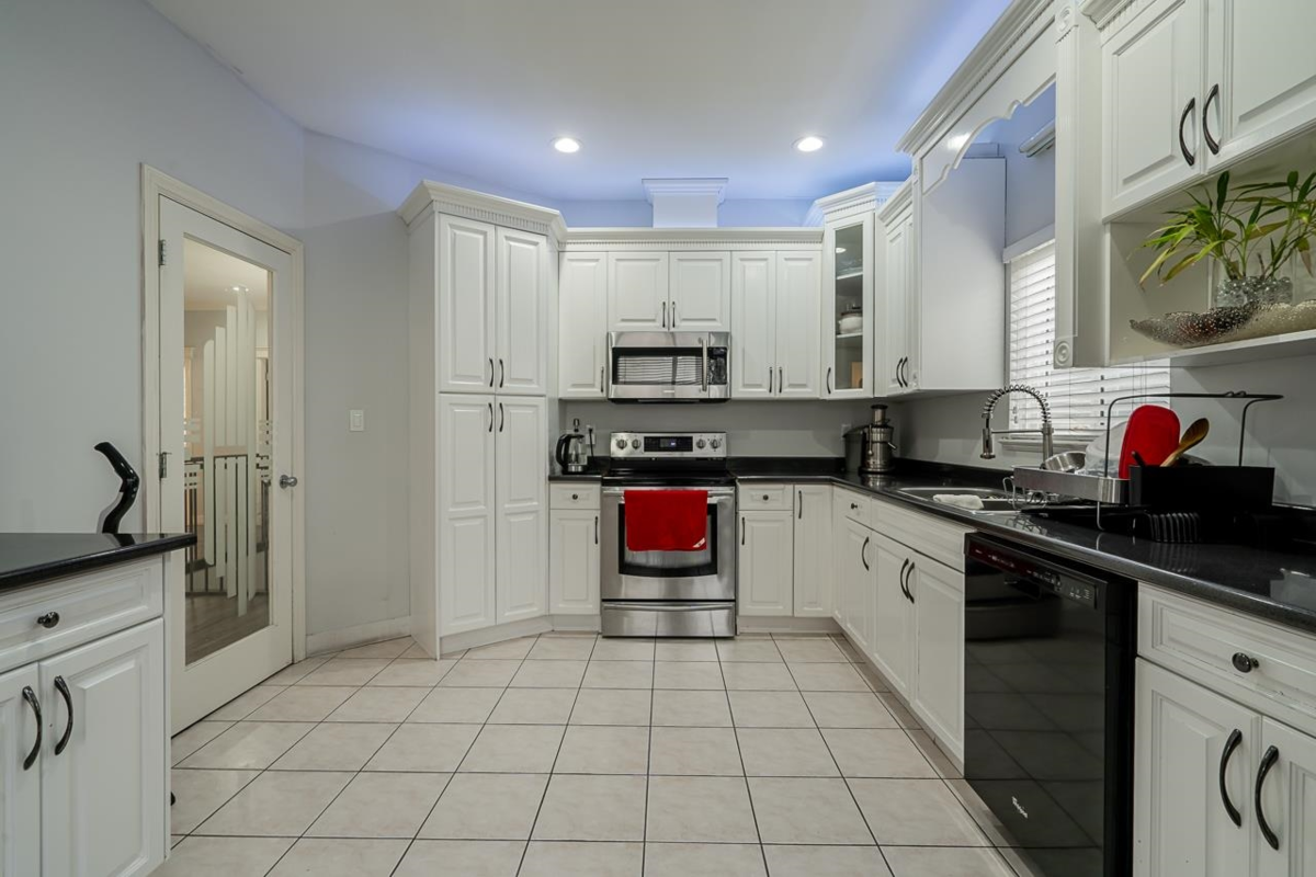 Pantry Photo of 6255 138 Street, Surrey, BC