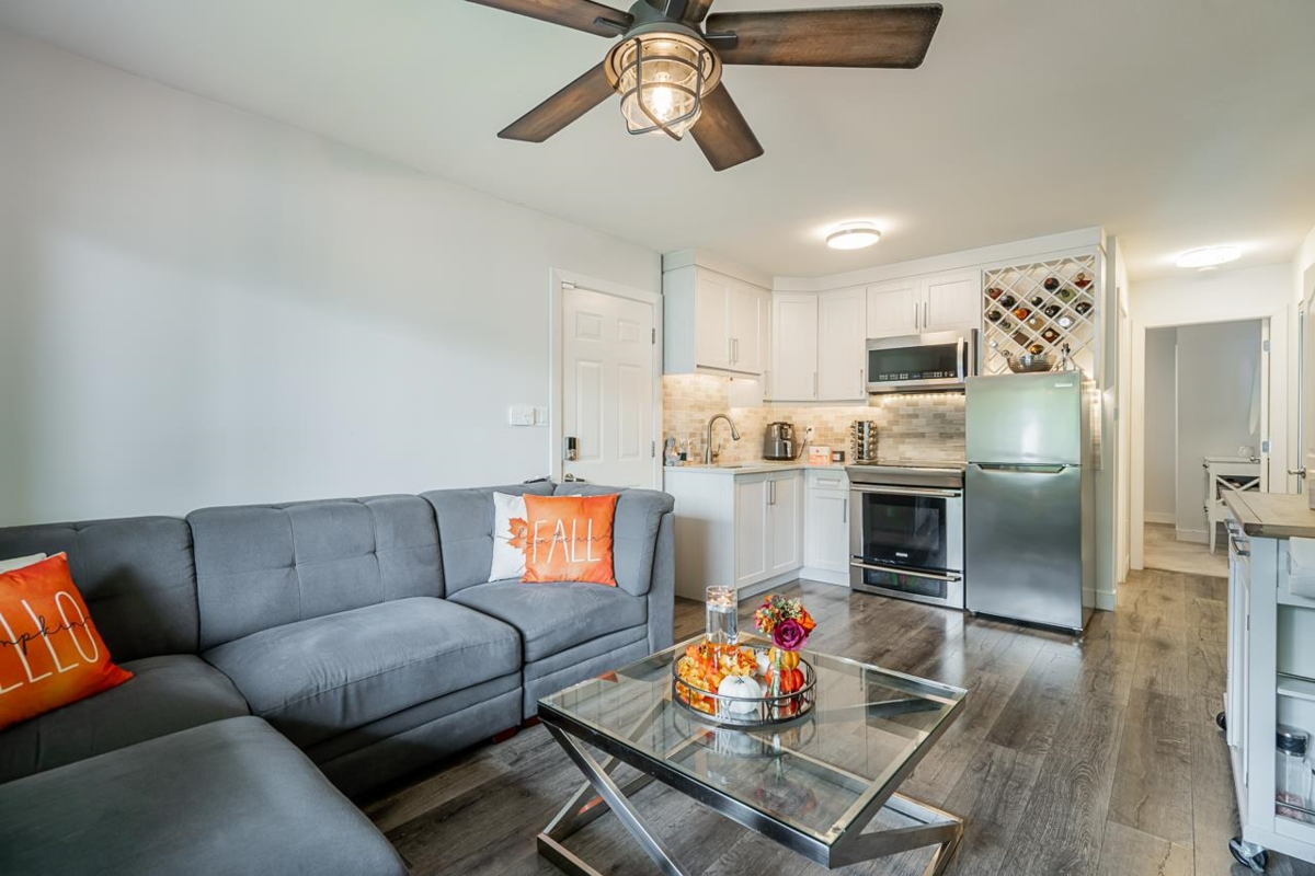 Powder Room Photo of 6255 138 Street, Surrey, BC