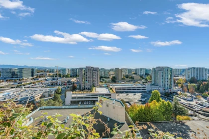 Garden / Landscaping Photo of 1802 7380 Elmbridge Way, Richmond, BC
