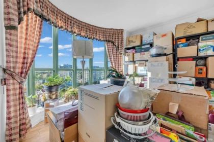 Kitchen Island Photo of 1802 7380 Elmbridge Way, Richmond, BC