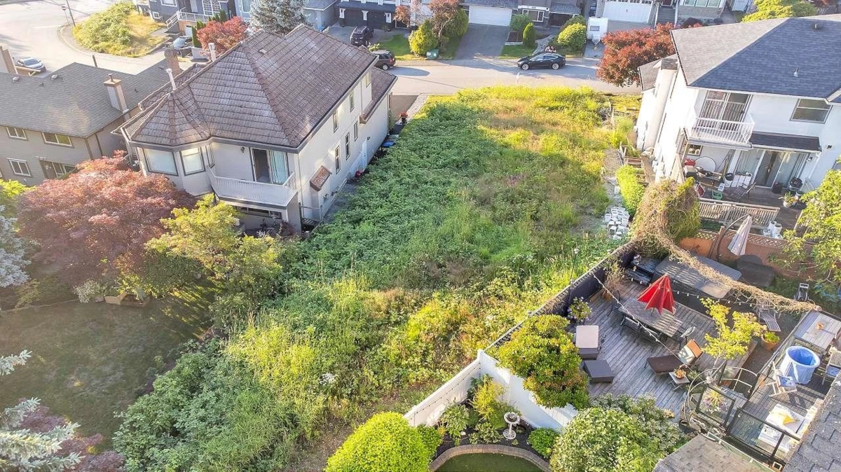 Kitchen Photo of 2658 Klassen Court, Port Coquitlam, BC