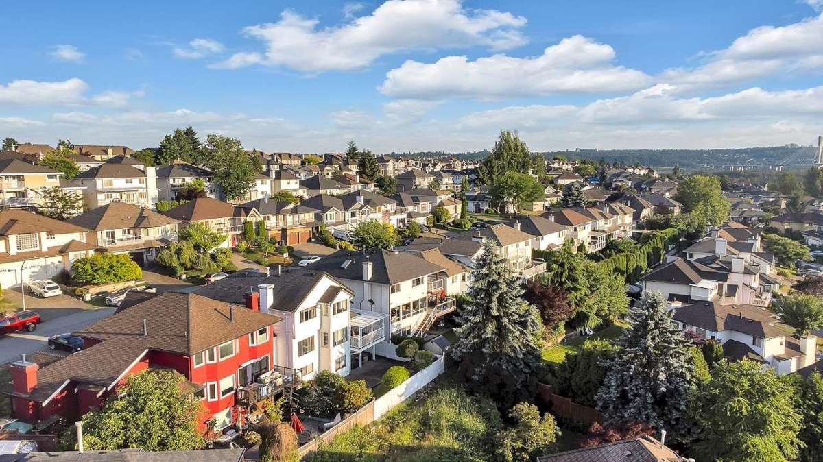 Living Room Photo of 2658 Klassen Court, Port Coquitlam, BC