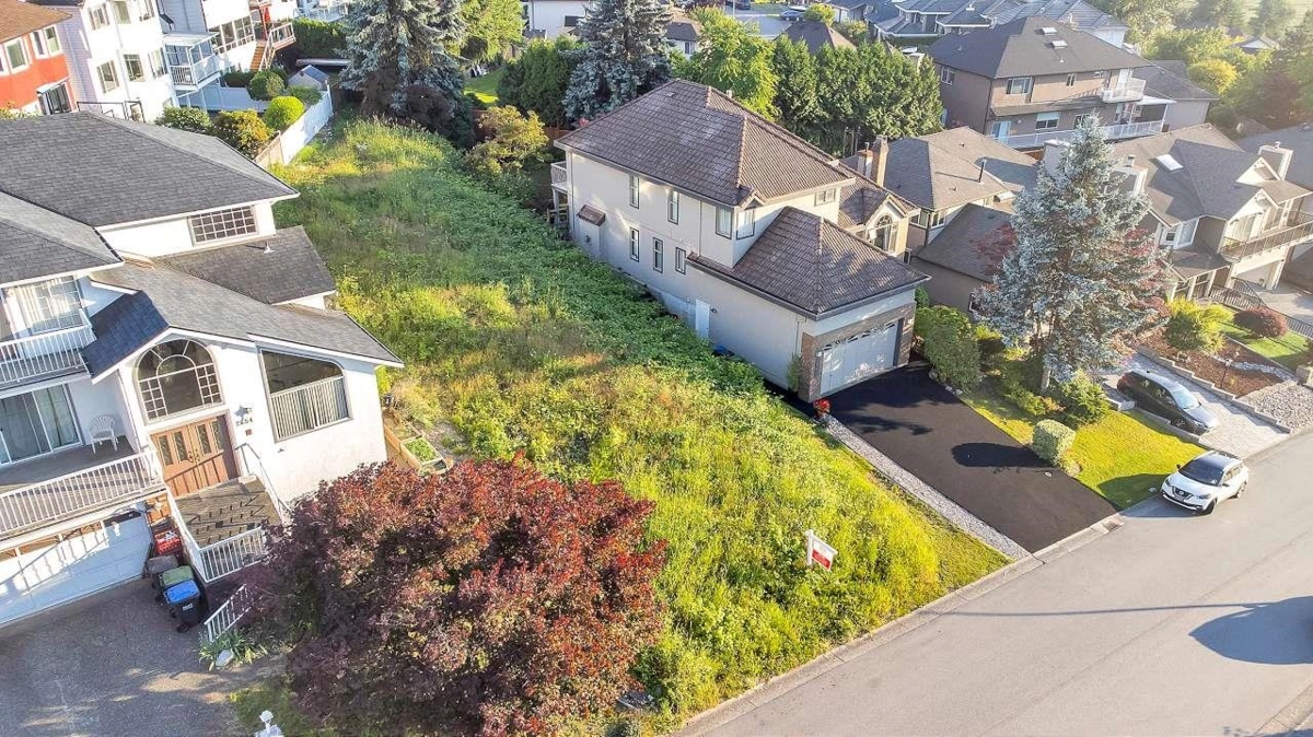 Pantry Photo of 2658 Klassen Court, Port Coquitlam, BC