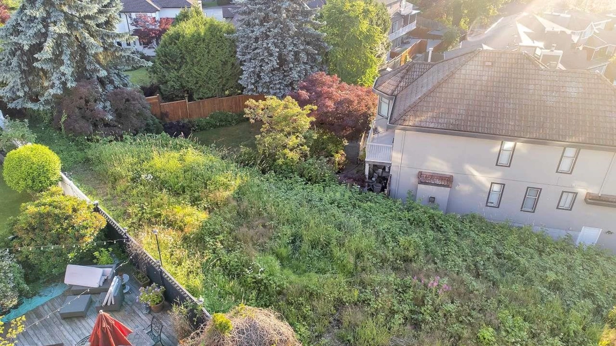 Primary Bathroom Photo of 2658 Klassen Court, Port Coquitlam, BC