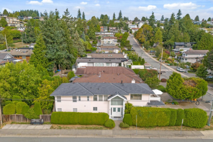 907 Maple Street, White Rock, BC, White Rock — Single Family Residence for sale