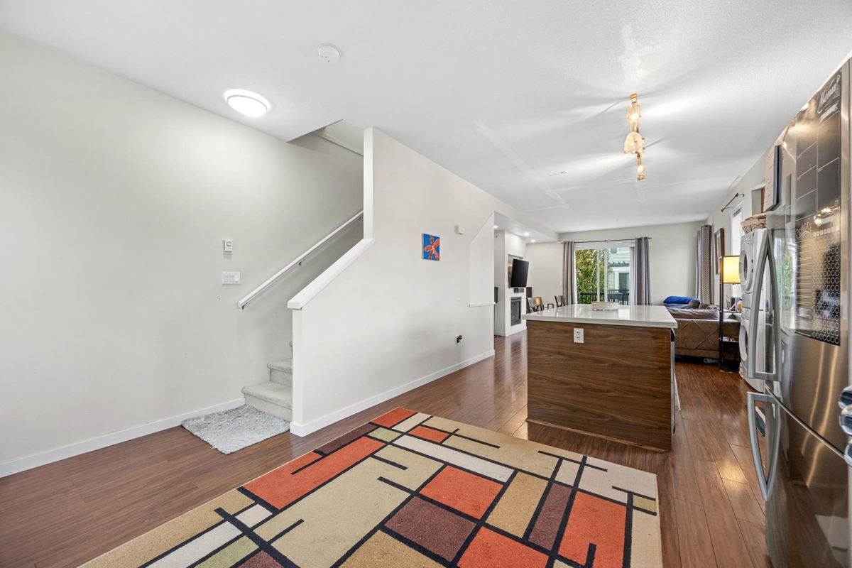 Hallway Photo of 5 2495 Davies Avenue, Port Coquitlam, BC