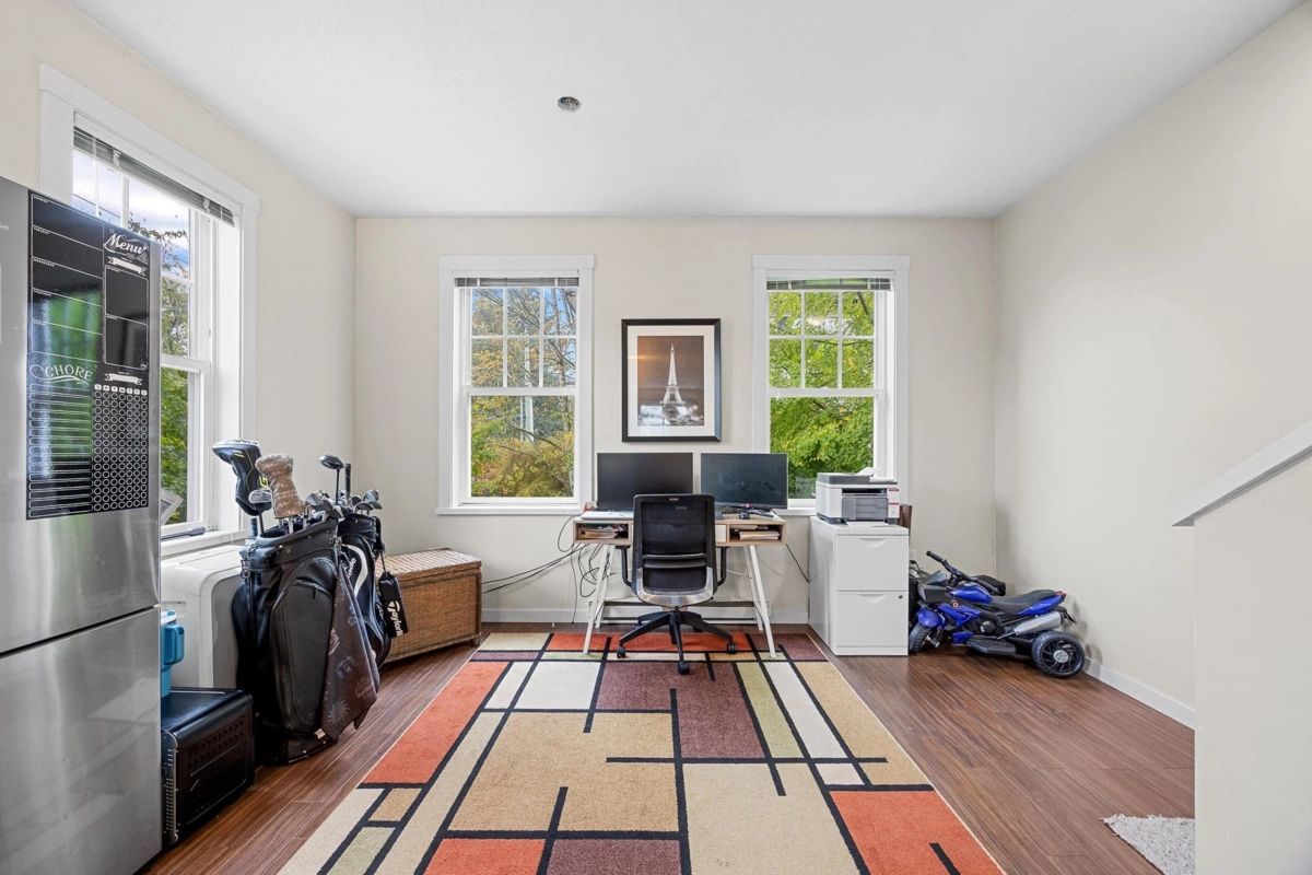 Loft / Bonus Room Photo of 5 2495 Davies Avenue, Port Coquitlam, BC