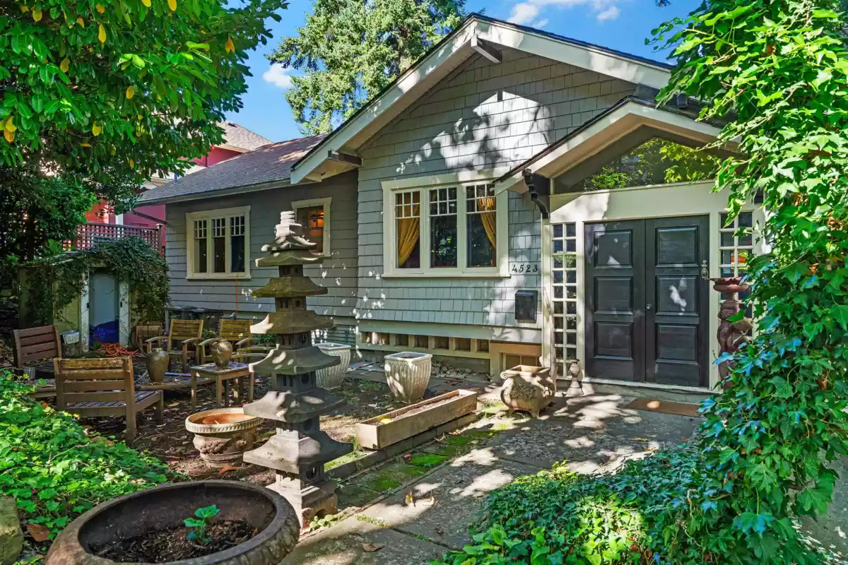 Exterior Rear Photo of 4523 W 1st Avenue, Vancouver, BC