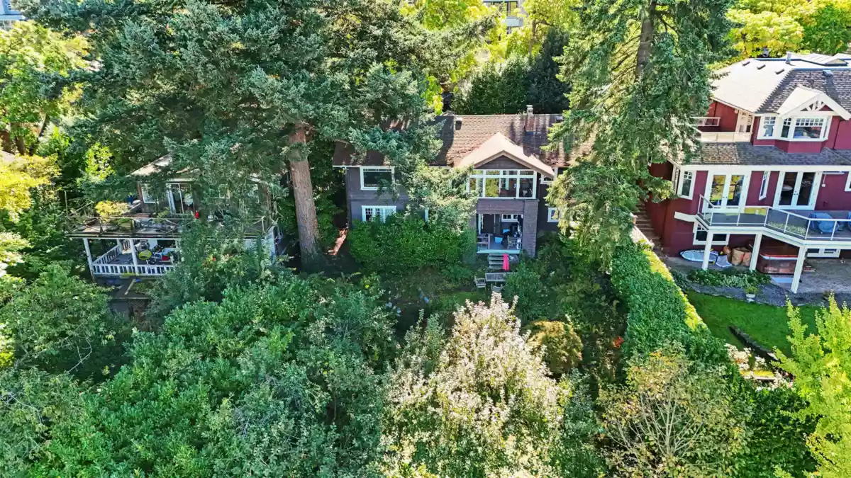 Laundry Room Photo of 4523 W 1st Avenue, Vancouver, BC
