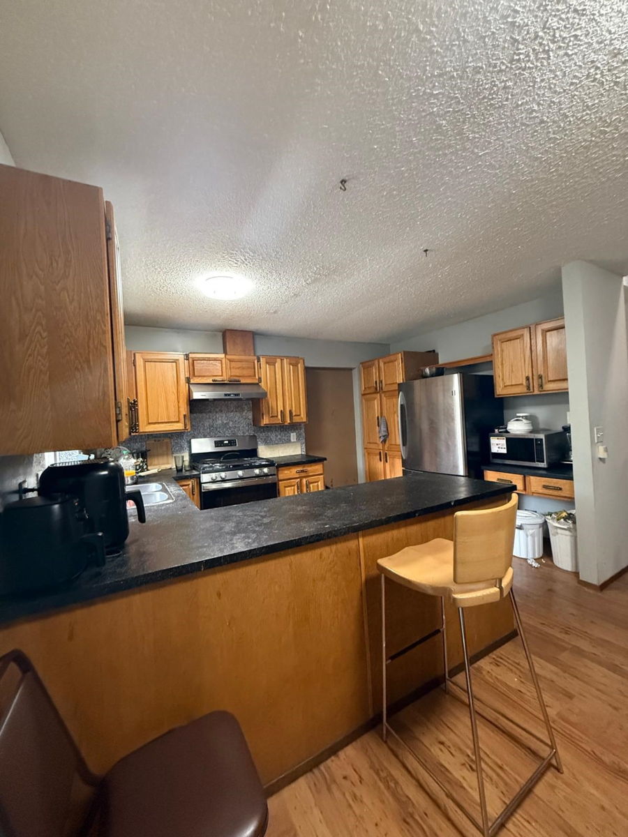 Living Room Photo of 9135 146 Street, Surrey, BC