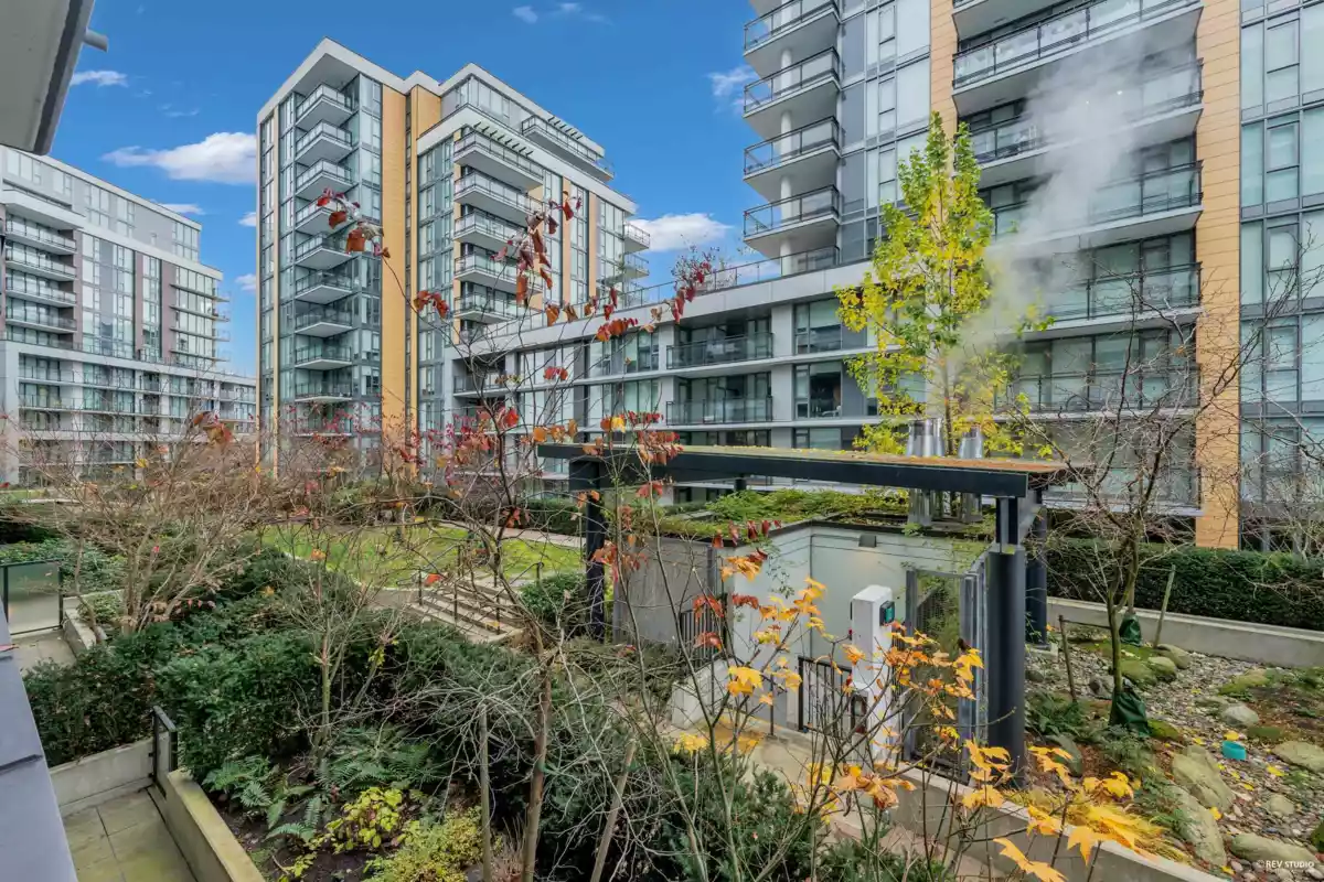 Hallway Photo of 605 8160 Mcmyn Way, Richmond, BC