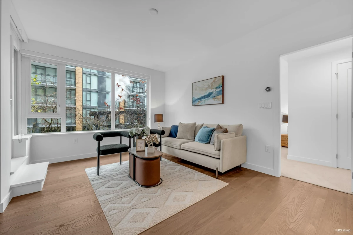 Kitchen Photo of 605 8160 Mcmyn Way, Richmond, BC