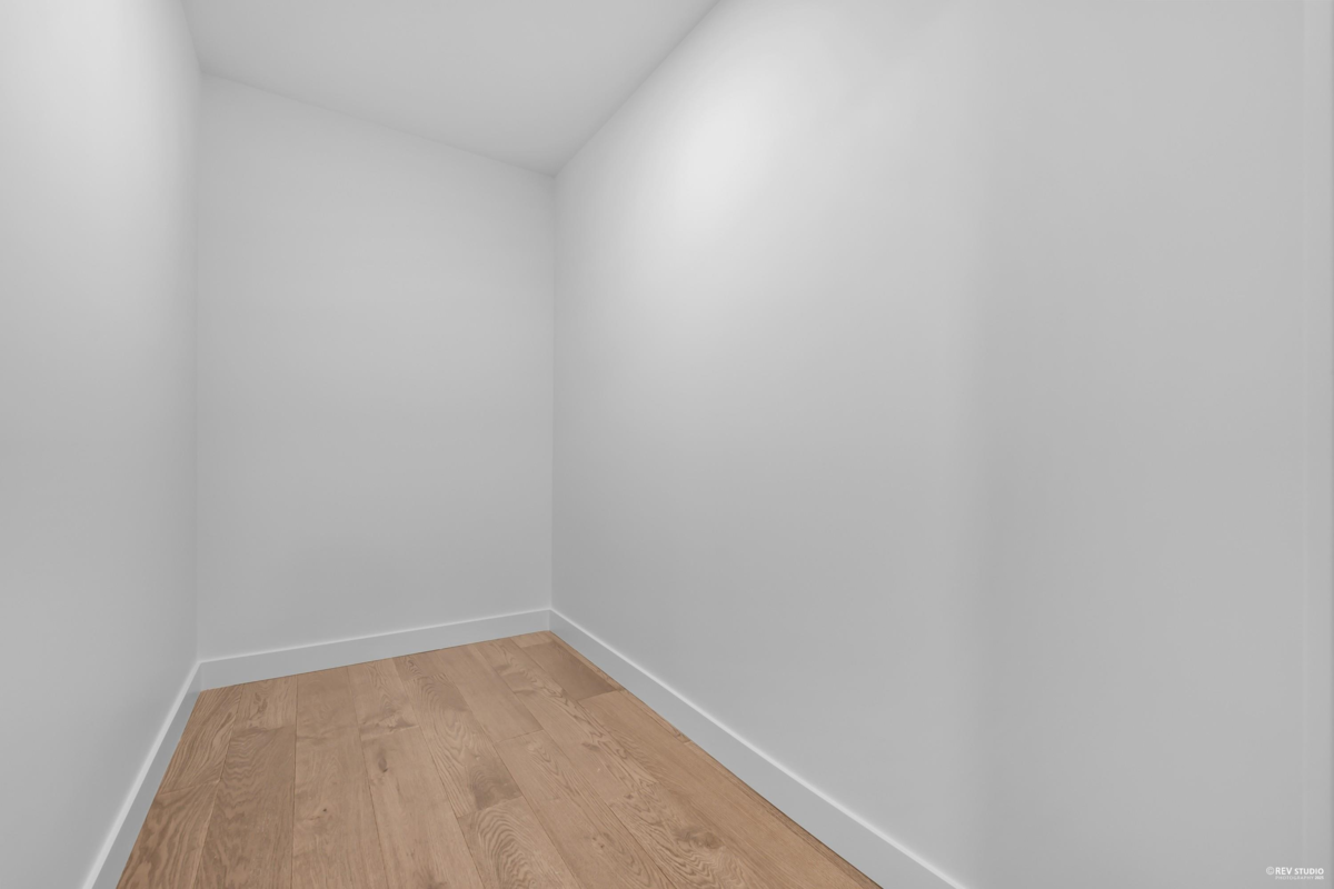 Office / Den Photo of 605 8160 Mcmyn Way, Richmond, BC