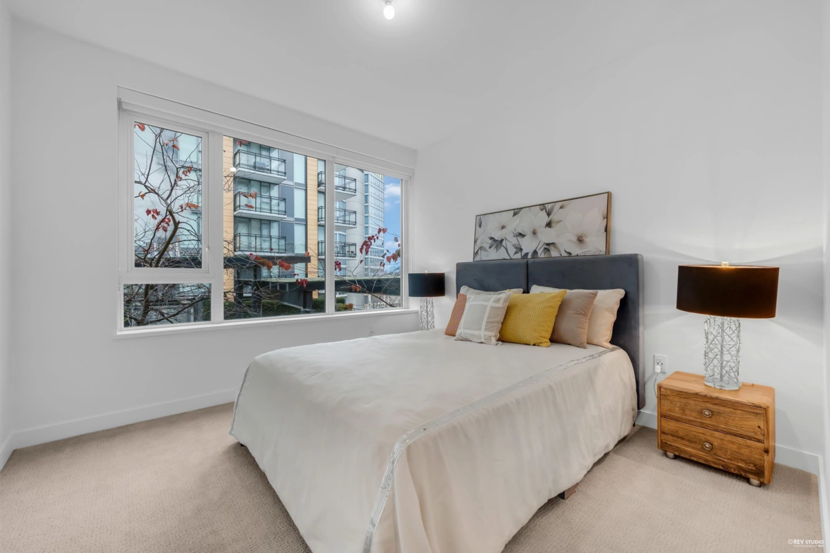 Walk-In Closet Photo of 605 8160 Mcmyn Way, Richmond, BC