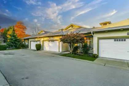 35 15188 62a Avenue, Surrey, BC
