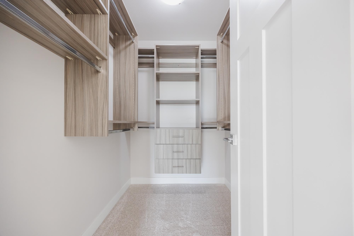 Bedroom 4 Photo of 1 19299 64 Avenue, Surrey, BC