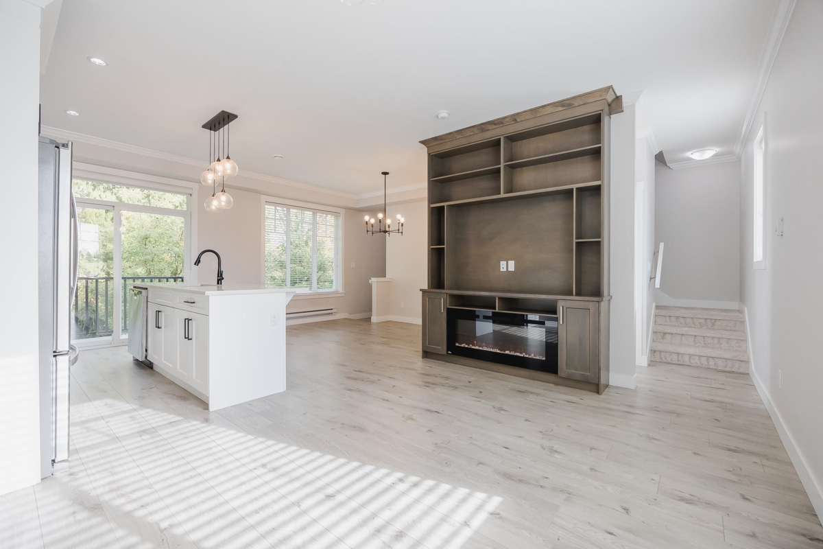 Primary Bedroom Photo of 1 19299 64 Avenue, Surrey, BC