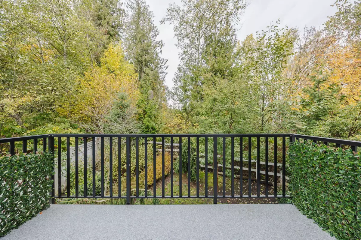Staircase Photo of 1 19299 64 Avenue, Surrey, BC